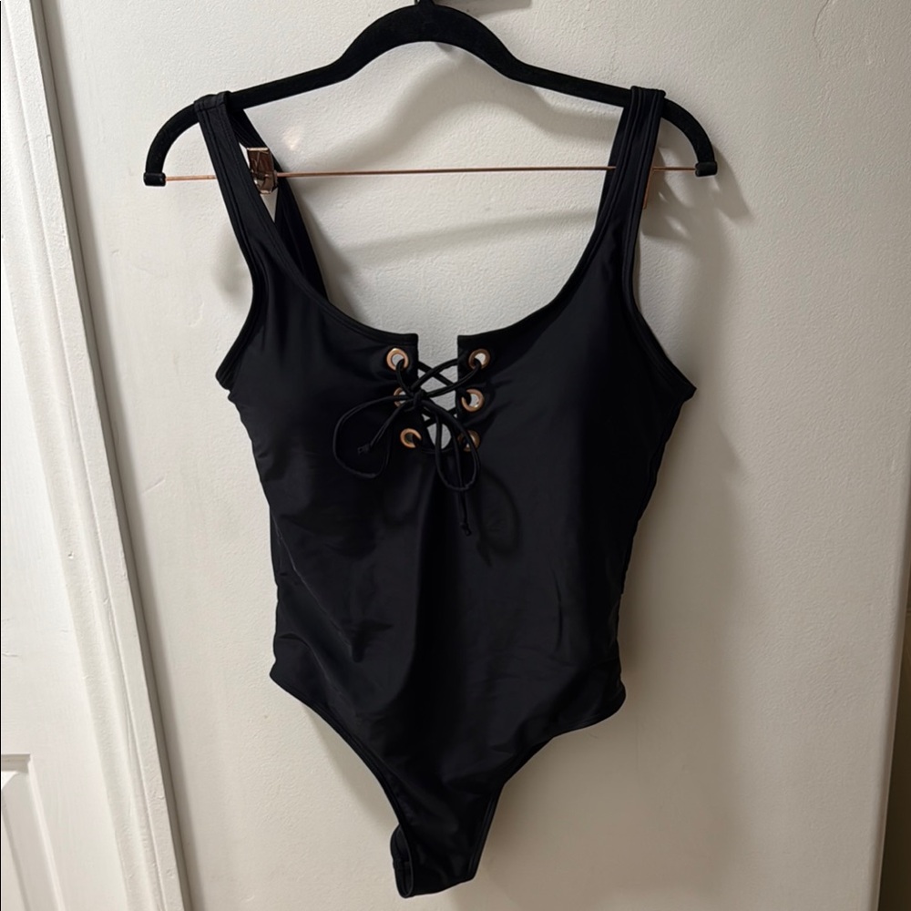 Elegant Black Lace-Up One Piece Swimsuit